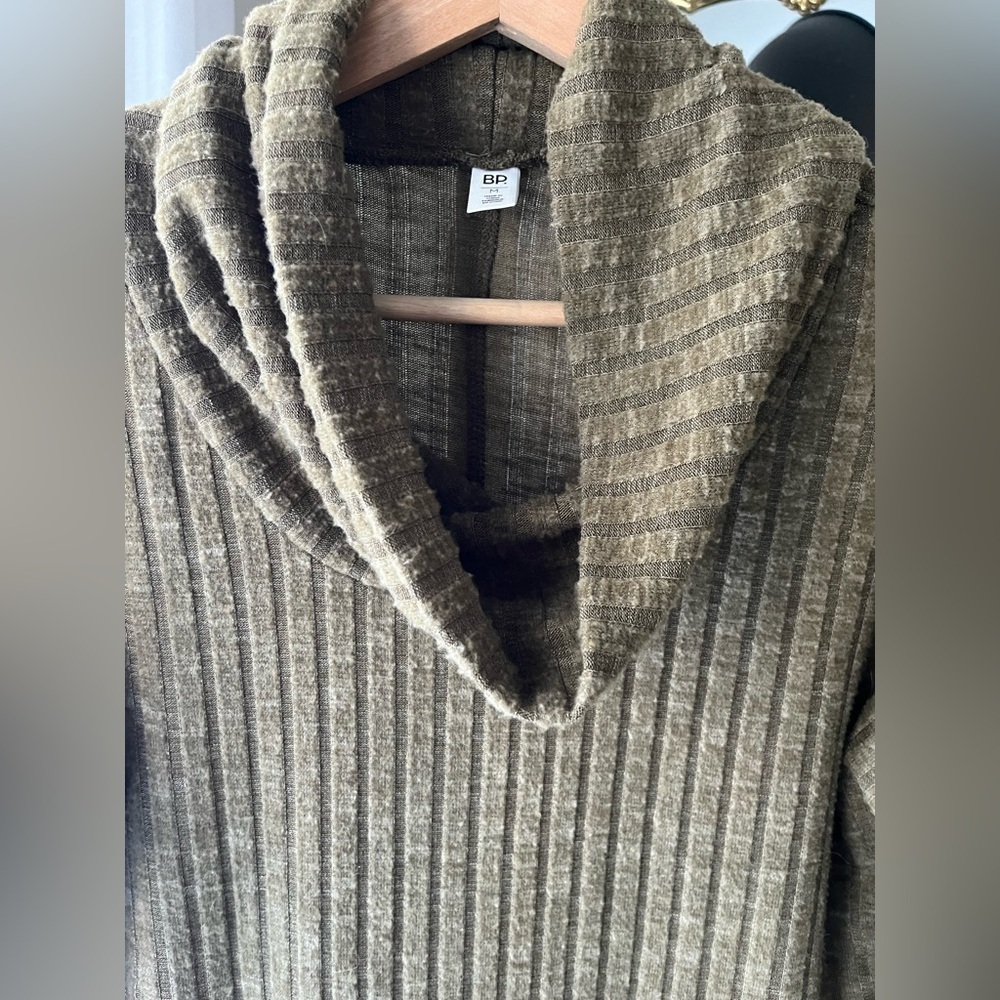 BP Olive Green Ribbed Soft Dolman Long-sleeve Cowl Turtleneck Fall Cozy Top - Picture 4 of 6